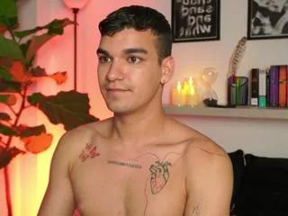 aalan_jamess from Flirt4Free