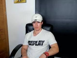 aaron_bain from Flirt4Free