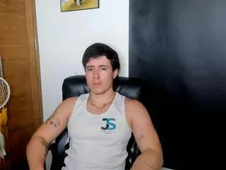 aaron_bain from Flirt4Free
