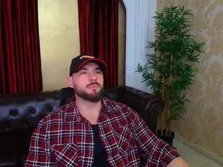 adam_jamesonn from Flirt4Free