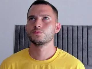 aharon_valentino from Flirt4Free