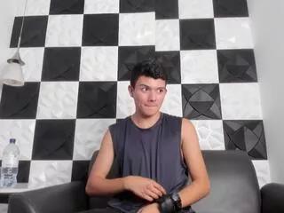 Andy_famee webcams show profile image 