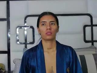 annie_gills from Flirt4Free