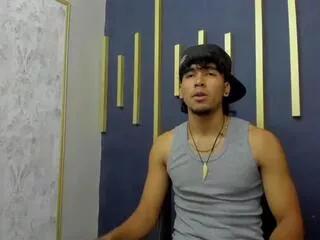 Aris_konor webcams show profile image 