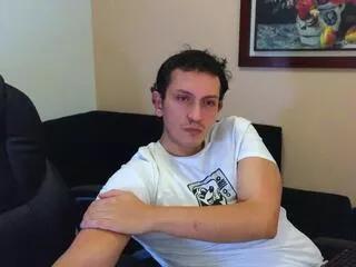 Camo_thom webcams show profile image 