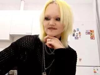 Carline_berdy webcams show profile image 