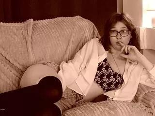 darelle_gloss on Flirt4Free