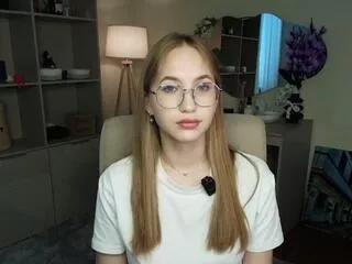 Delora_dubs webcams show profile image 