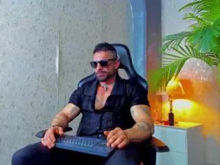 dennis_cox from Flirt4Free