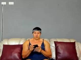 derek_frost from Flirt4Free