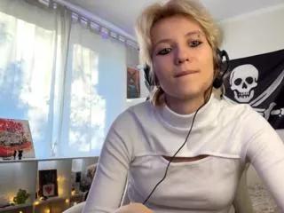 edyth_deary on Flirt4Free