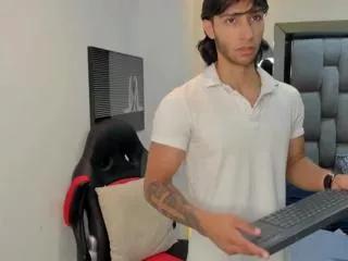 emmet_collins from Flirt4Free