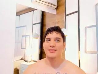 esteban_morenoo from Flirt4Free