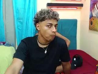 feelipe_adara from Flirt4Free