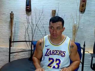 George_lewis webcams show profile image 