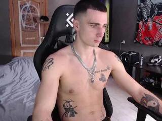 greg_locke from Flirt4Free