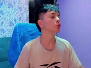 hanna_plu from Flirt4Free