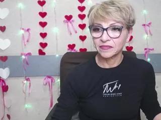 holly_incredible from Flirt4Free