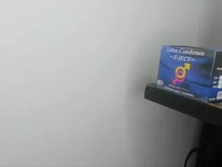 jenny_cherryy from Flirt4Free