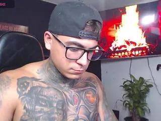 jeremmy_bloom from Flirt4Free