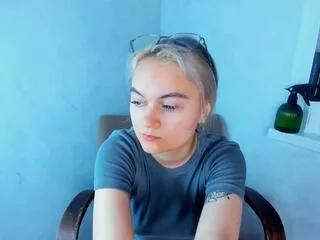 Juliana_higbie webcams show profile image 