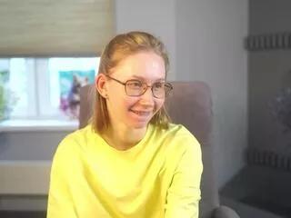 Larraine_aparicio webcams show profile image 