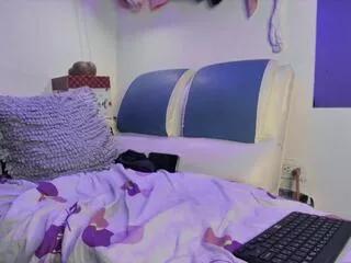 leenar_key from Flirt4Free