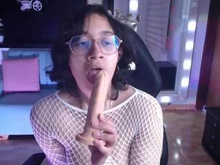 lilii_gomez from Flirt4Free