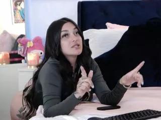 little_j from Flirt4Free