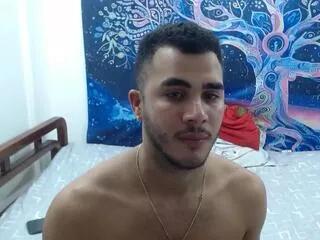 Logan_largo webcams show profile image 