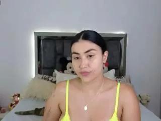 lola_dove from Flirt4Free