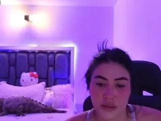 lola_dove from Flirt4Free