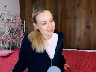 louvenia_kozola on Flirt4Free