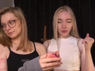 Mae_beddingfield_sara_mauri webcams show profile image 