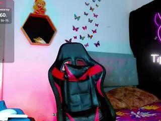 Mariah_fenix webcams show profile image 