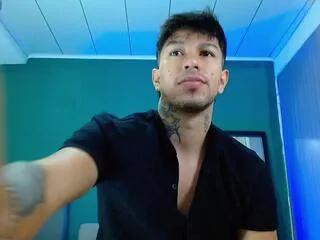 Mateo_rreal webcams show profile image 