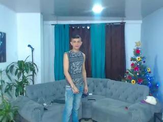 Mathew_tommy webcams show profile image 