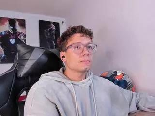 matthew_fiire from Flirt4Free
