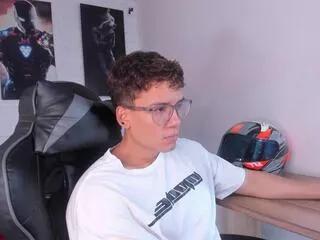 matthew_fiire from Flirt4Free