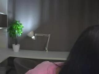 melonie_macedo on Flirt4Free