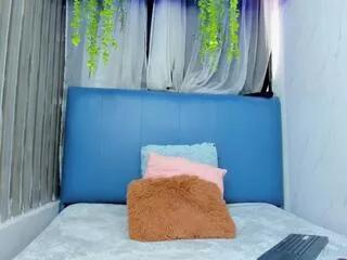 mila_owens on Flirt4Free