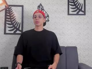 Nikolai_drake webcams show profile image 