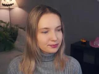 nina_falcone from Flirt4Free