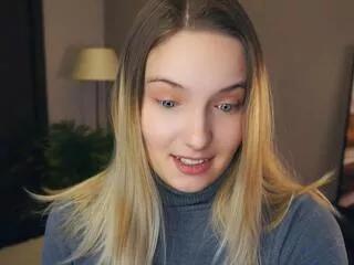 nina_falcone from Flirt4Free