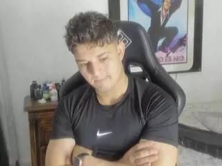 Oliver_whitee webcams show profile image 