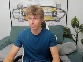 remy_levine on Flirt4Free