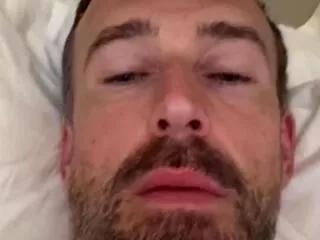 Robert_smiley webcams show profile image 