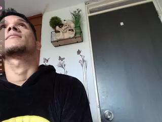 roy_barney on Flirt4Free