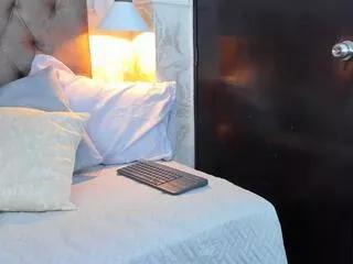 sara_laurent from Flirt4Free