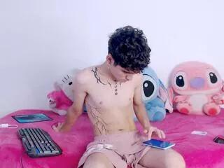 Tobias_ken webcams show profile image 